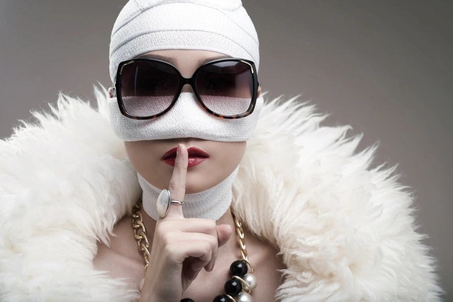 Comfortable clothing before facelift in Korea